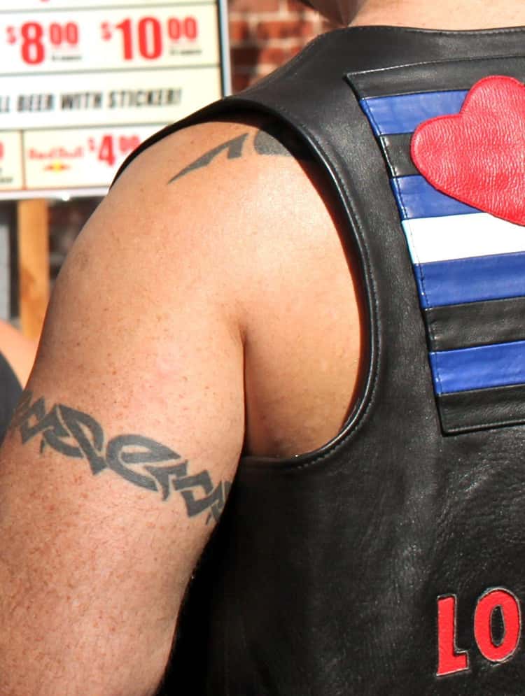 22 Basic Bro Tattoos That Help You Easily Identify Douchebags